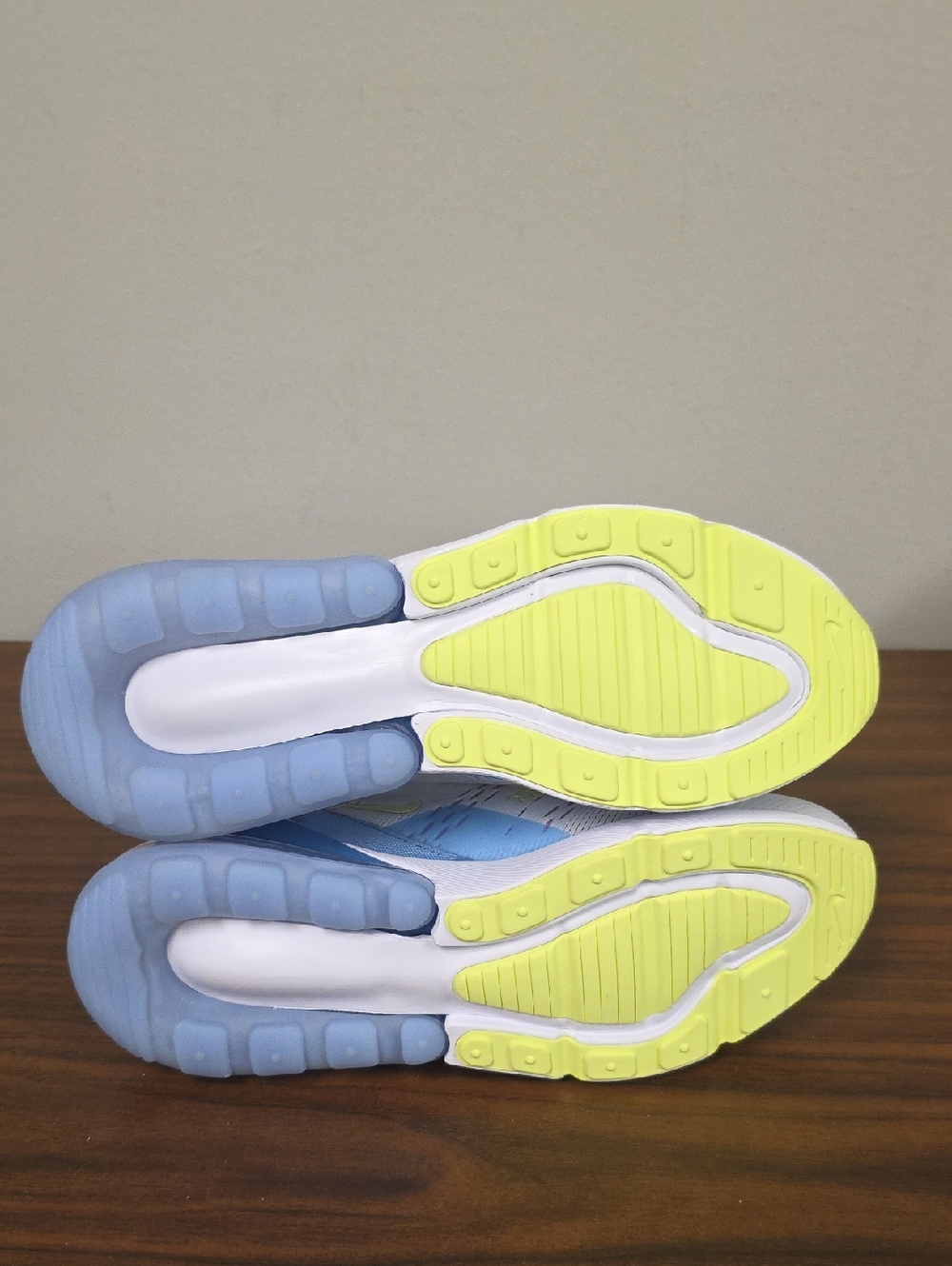 Nike Air Max 270 BG Pure Platinum/Lemon Twist Women's 8/ Youth 6.5 IB4401-043 - Picture 7 of 12